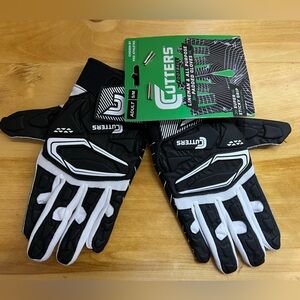 CUTTERS Padded Football Glove w/No Slip Silicone Grip. Adult Size S/M🖤🤍🏈